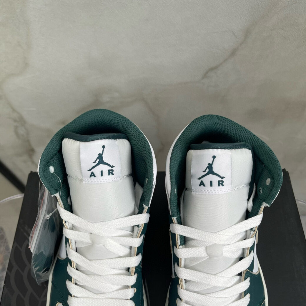 Air Jordan 1 Mid Shattered - Image 4