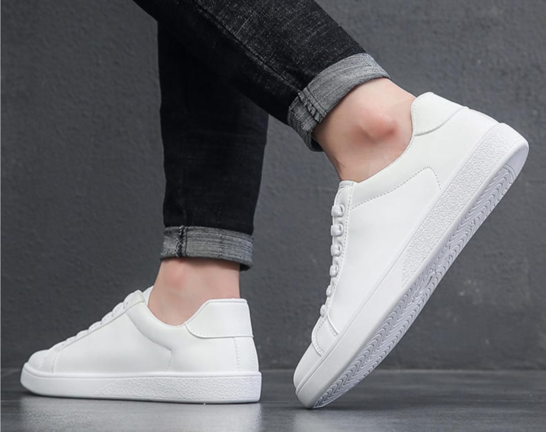 Classic All-White Low-Top Sneakers - Image 8